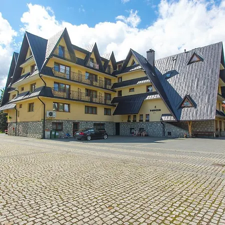 D.w Teresa Ζακοπάνε